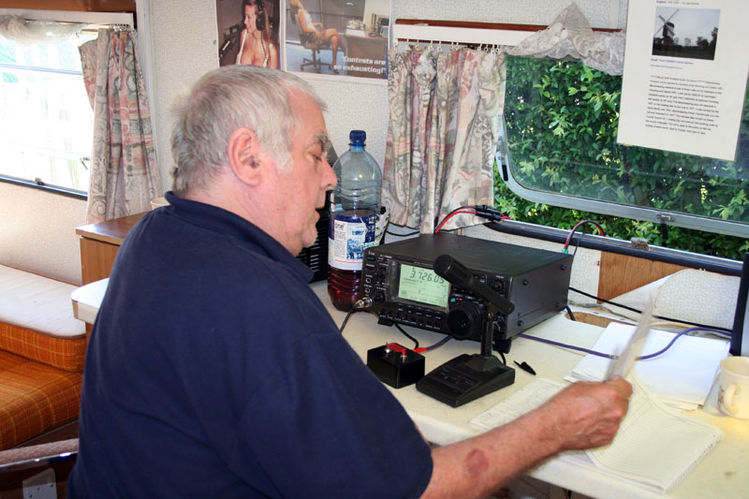 Bill G0BOF Running HF

Taken by Fred, G3SVK
