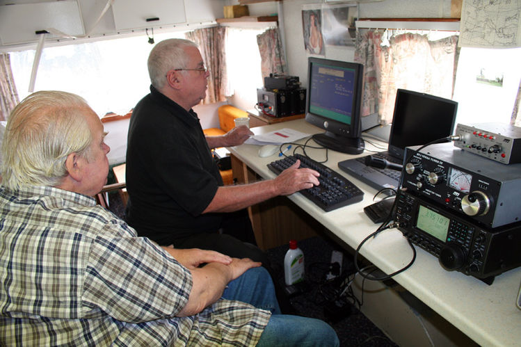 Peter G3JSR & Bill G0BOF
