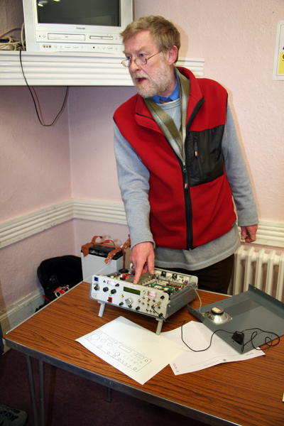 Oliver, G3TPJ
Home made HF Tranciever
