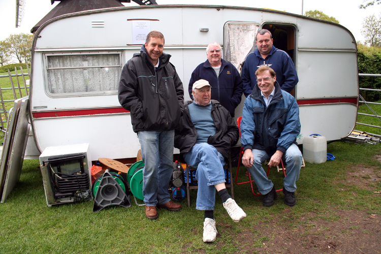 Kevin, John, Bill, Wayne and Laurrie
Photo by Fred, G3SVK
