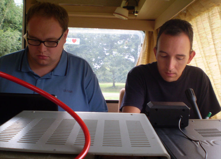 (left) George M1GEO and John M0UKD 
