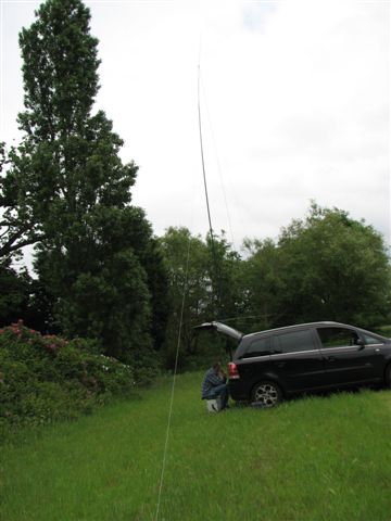 5 Mhz QSO Setup
Using Inverted V for 5Mhz and roach pole supported at 9 meters
Keywords: 5mhz roach pole ssb amateur radio