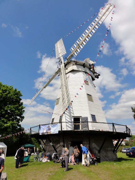 Upminster Windmill
Keywords: gb2uw club radio