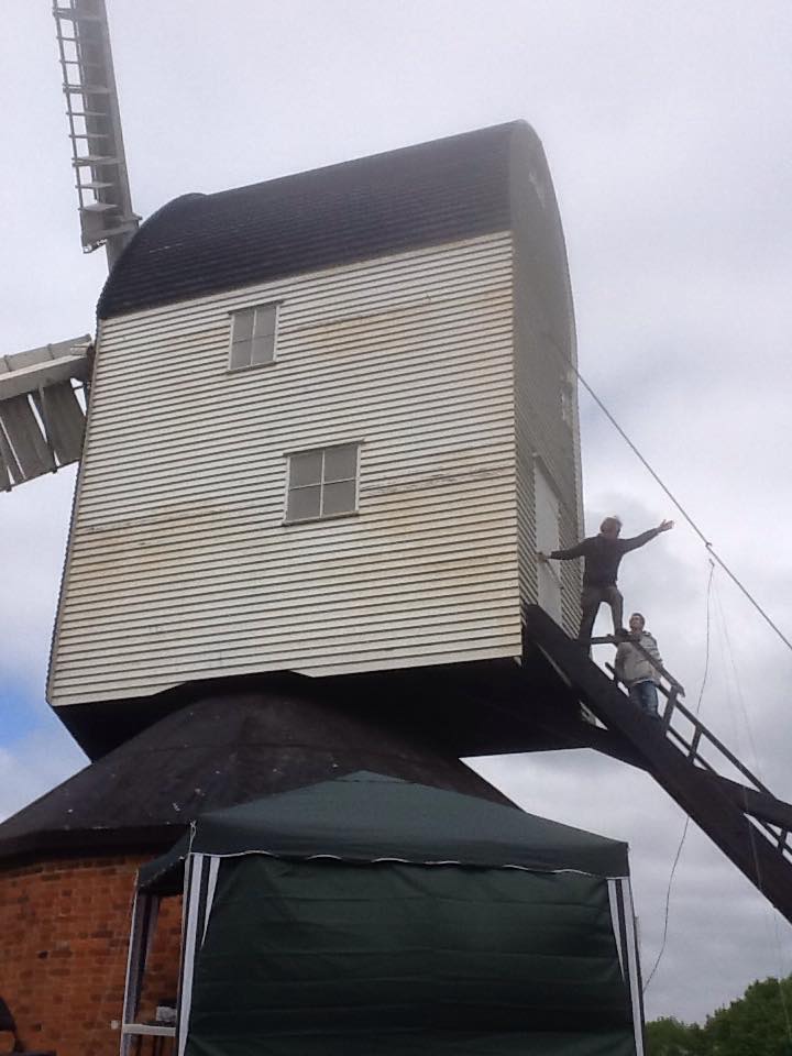 G3RJI and M3DOV aloft
