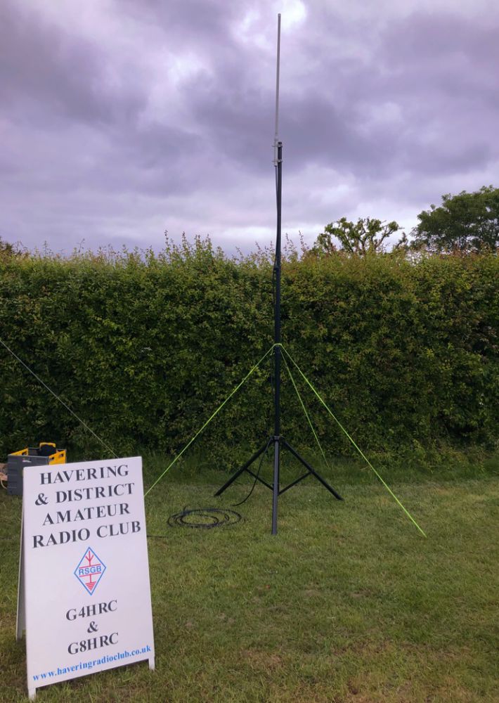 VHF_UHF_Vertical_and_sign.JPG